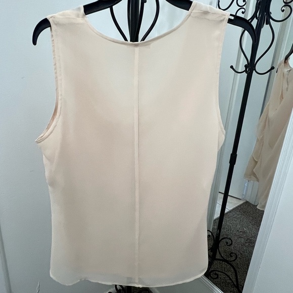 GAP Elegant Cream Sleeveless Top. #09 - Picture 4 of 6